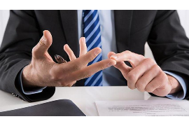 东港区讨债公司如何把握上门催款的时机